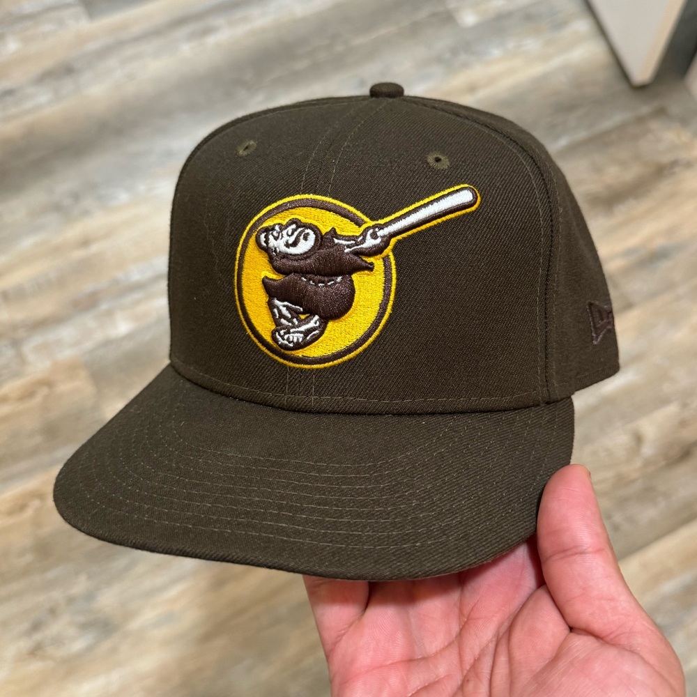 San Diego Padres New Era fitted hat 7 3/8